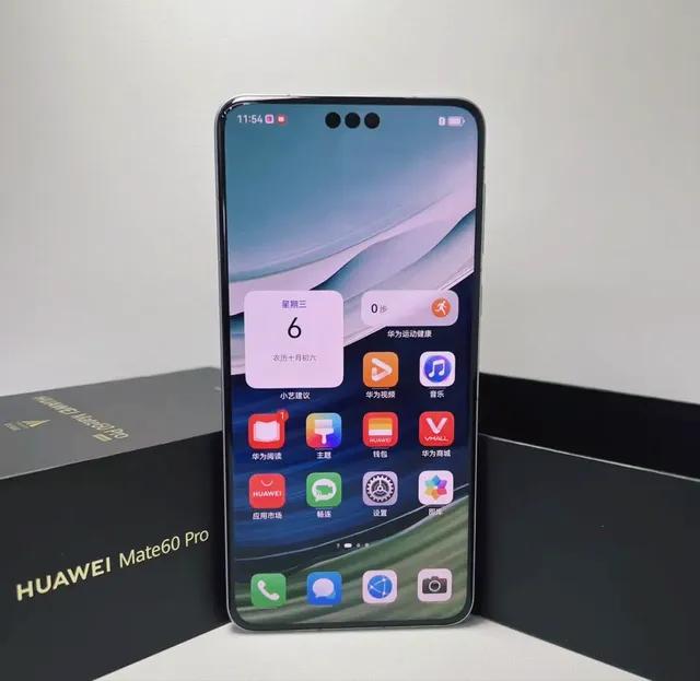 华为又放大招!Mate60成鸿蒙6.0\"钉子户\"三年不换机真香定律来了